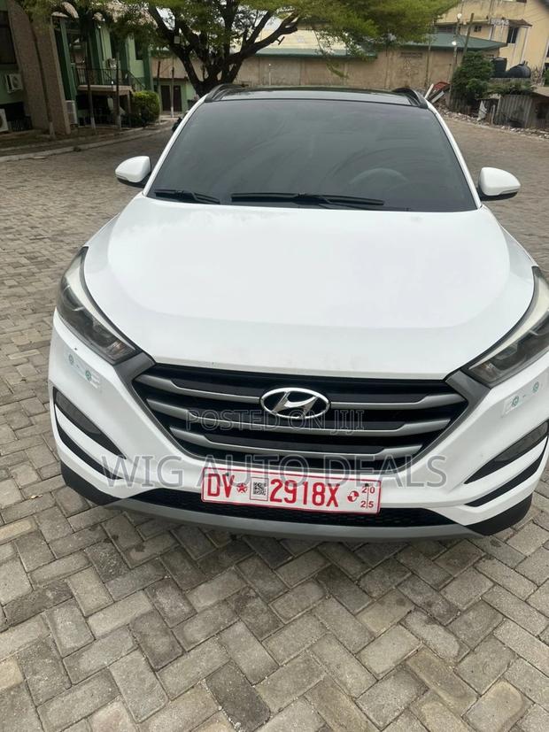 Hyundai Tucson Limited AWD 2018 White