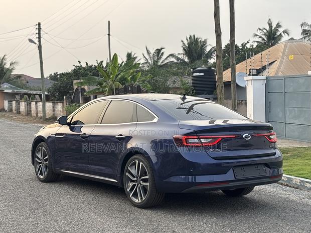 Samsung SM 2016 Blue