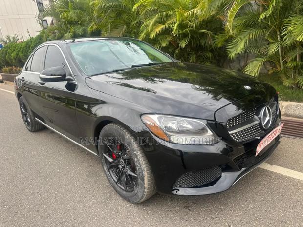 Mercedes-Benz C300 Base 4dr RWD Sedan (2.0L 4cyl 7A) 2015 Black