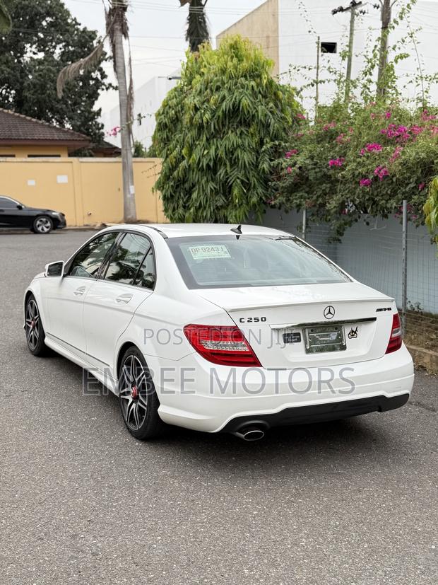 Mercedes-Benz C250 2014 White