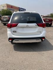 Mitsubishi Outlander 2019 White for sale