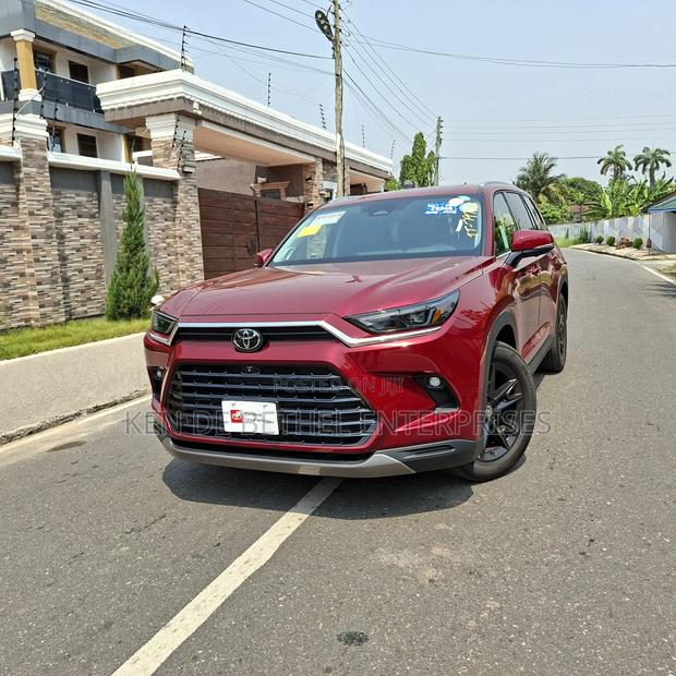 Toyota Highlander Platinum FWD 2024 Red