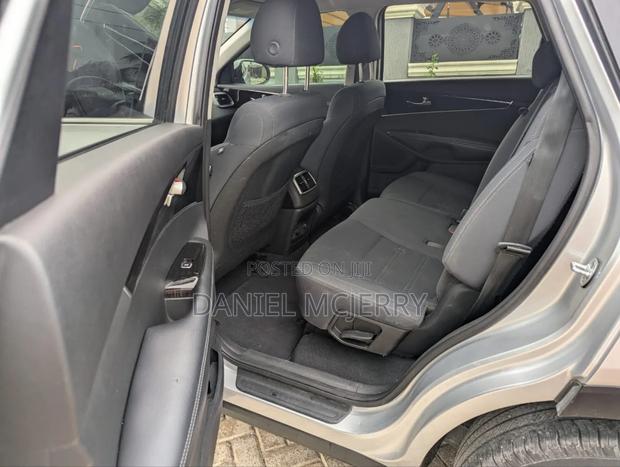Kia Sorento 2.4L LX AWD 2019 Silver