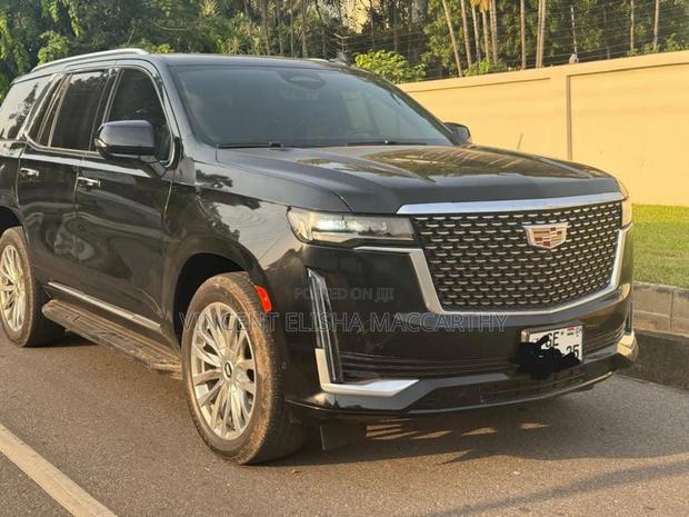 Cadillac Escalade 2022 Black