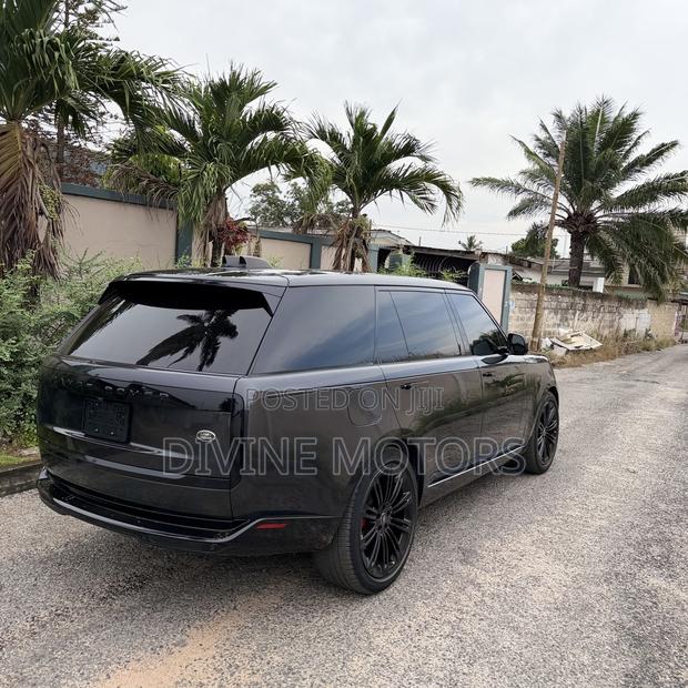 Land Rover Range Rover Vogue 2024 Black