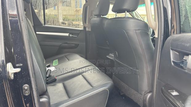 Toyota Hilux 2.4 Diesel 2020 Black