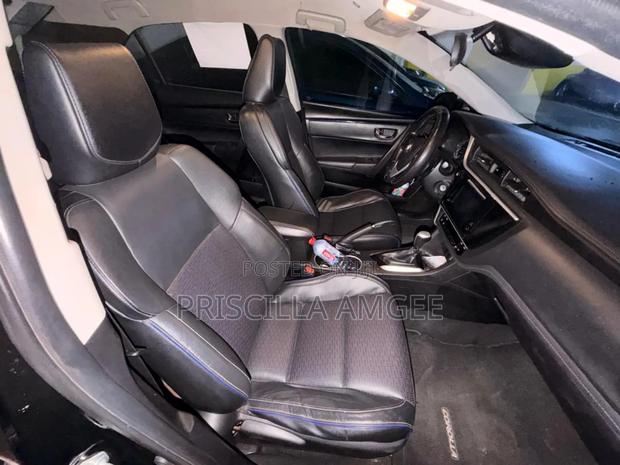 Toyota Corolla SE (1.8L 4cyl 2A) 2019 Black