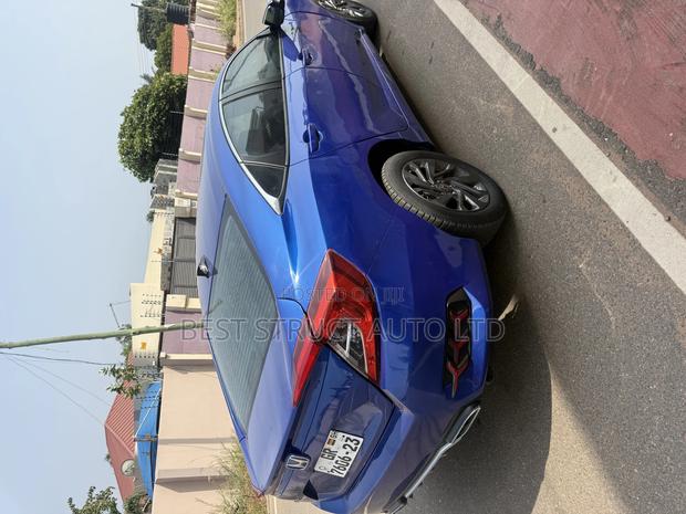Honda Civic EX 4dr Sedan (1.5L 4cyl) 2016 Blue