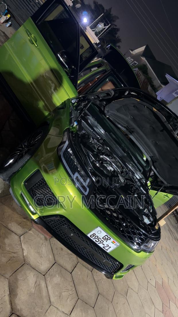 Land Rover Range Rover Sport HSE 4x4 (3.0L 6cyl 8A) 2014 Green