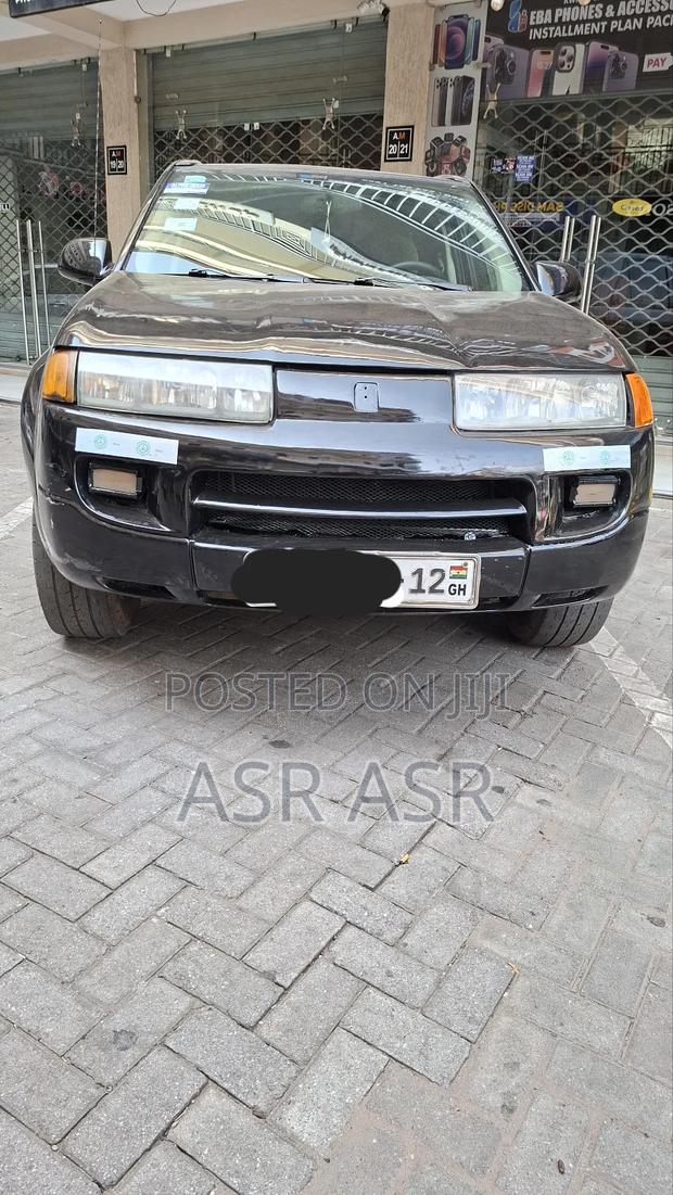 Saturn Vue 4 2005 Black