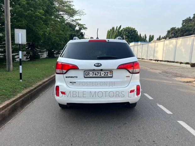 Kia Sorento 2015 White