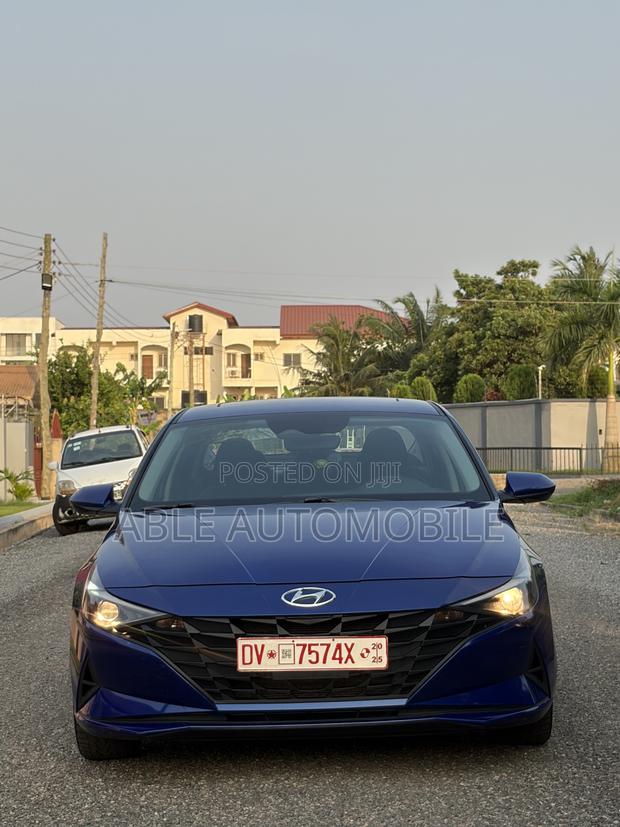 Hyundai Elantra Limited 2021 Blue