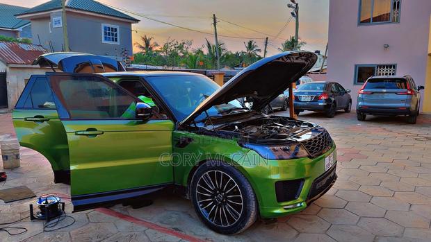 Land Rover Range Rover Sport HSE 4x4 (3.0L 6cyl 8A) 2014 Green