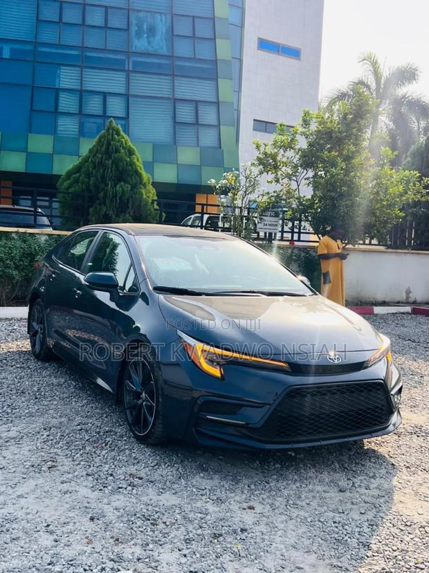 Toyota Corolla SE 2023 Gray