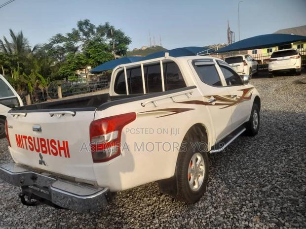 Mitsubishi L200 Double Cab 2.2 4WD 2018 White