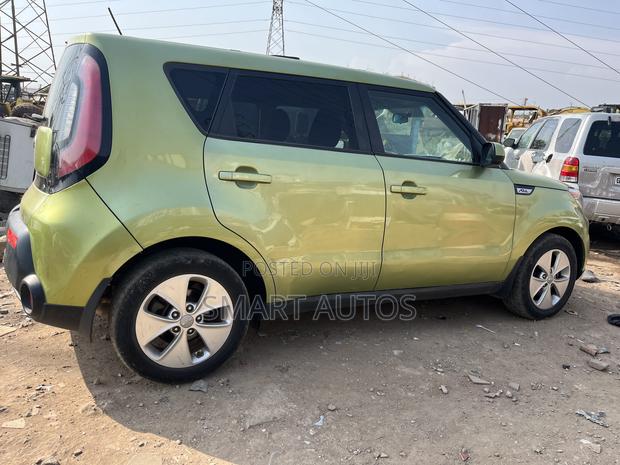 Kia Soul Hatchback 2016 Green