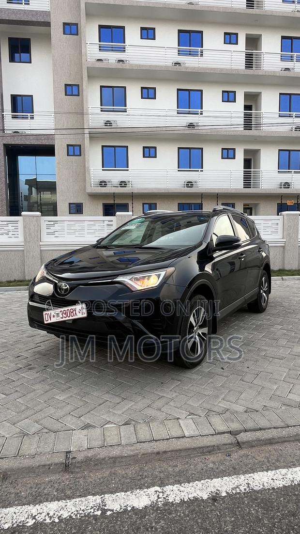 Toyota RAV4 LE 4dr SUV AWD (2.5L 4cyl 6A) 2018 Black