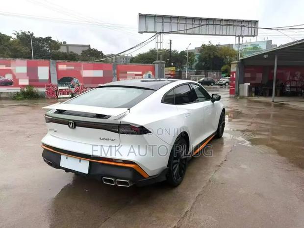 Changan UNI-V 1.5 Petrol FWD 2024 White