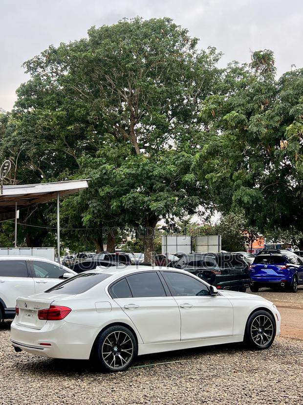BMW 330i 2017 White