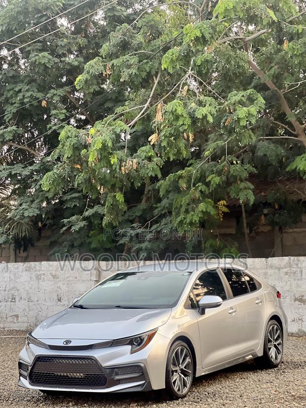 Toyota Corolla SE 2020 Silver