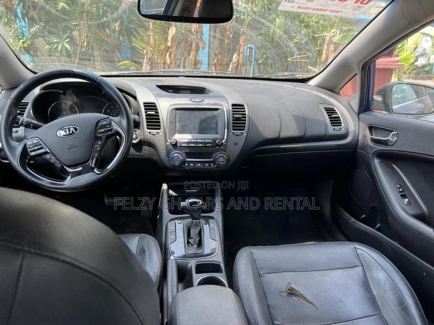 Kia Forte S Sedan 2017 Blue