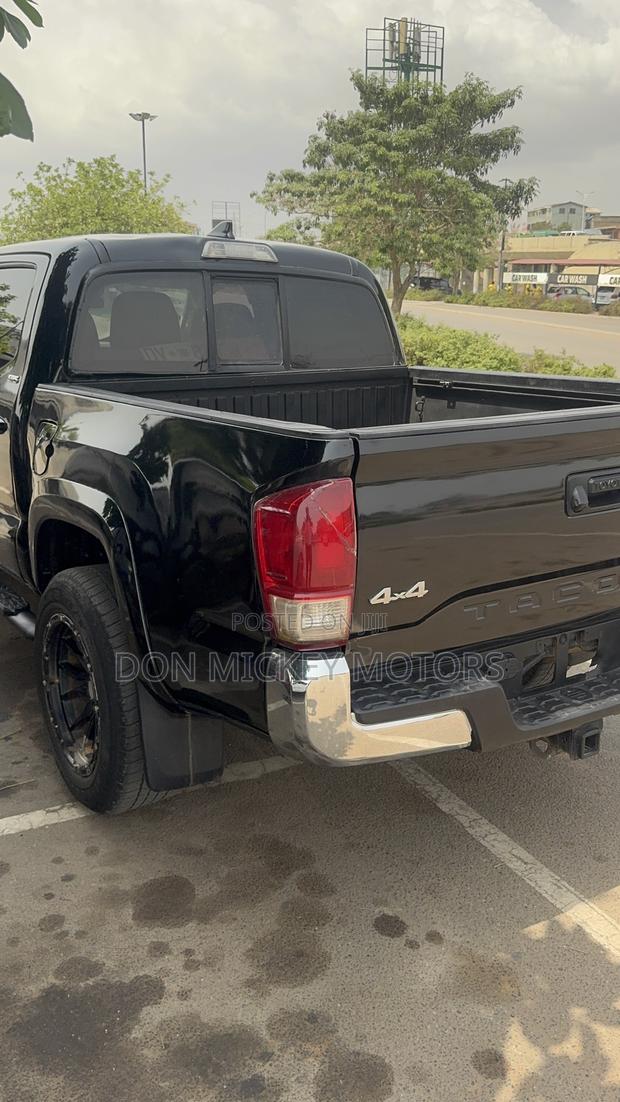 Toyota Tacoma TRD Sport 2018 Black