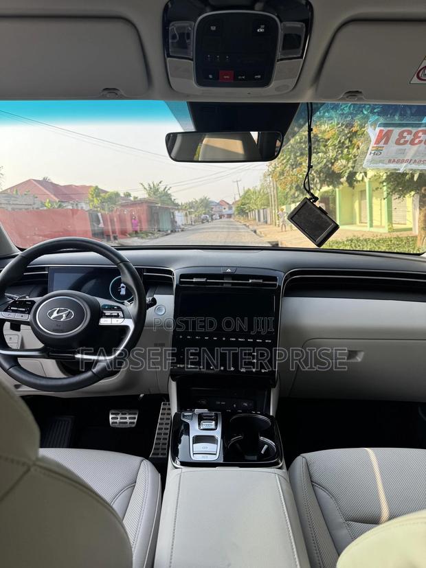 Hyundai Tucson 2023 Gray
