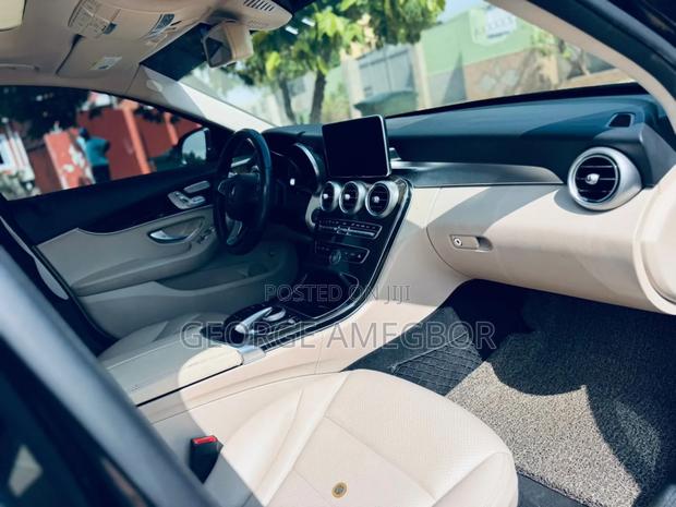 Mercedes-Benz C300 Luxury 4Matic Sedan AWD (2.0L 4cyl 7A) 2016 Black