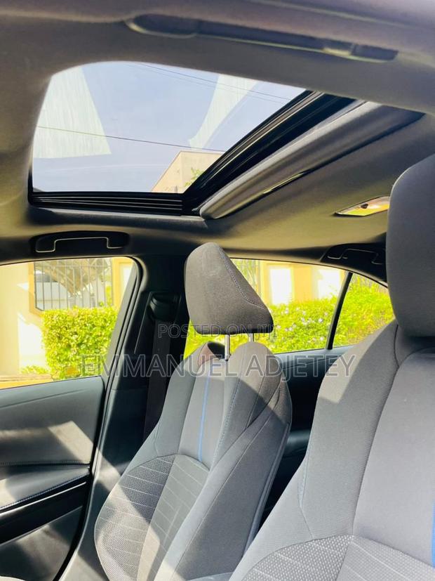 Toyota Corolla SE 2020 Blue