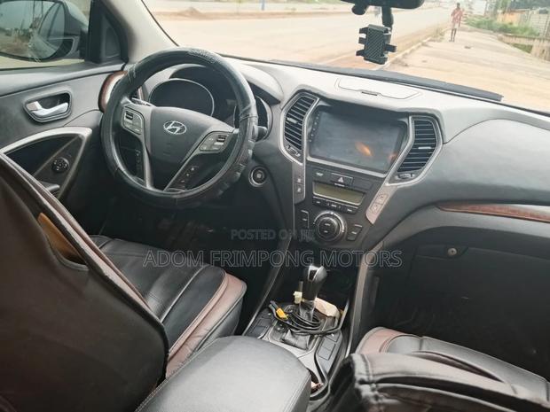 Hyundai Santa Fe 2014 Gray