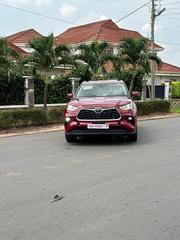 Toyota Highlander XLE AWD 2023 Burgundy for sale