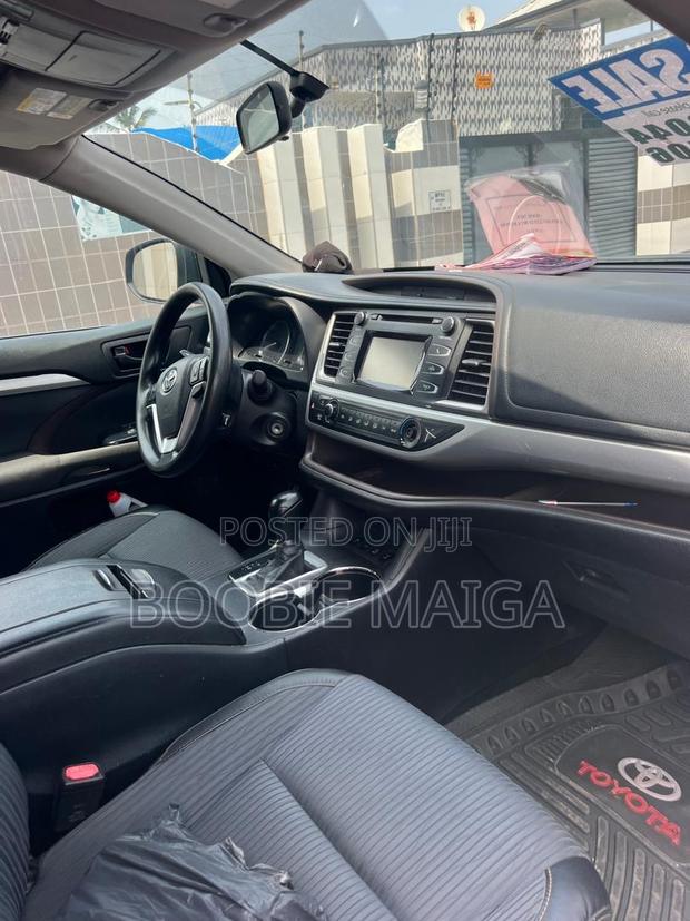 Toyota Highlander 2016 Black