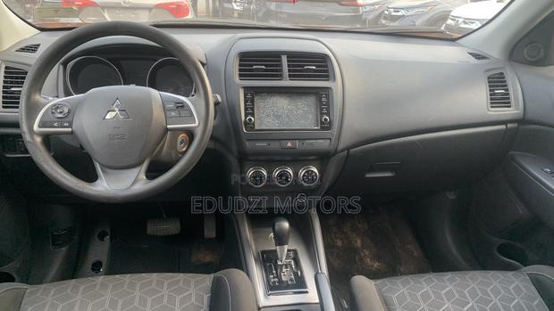 Mitsubishi Outlander 2.0 PHEV AWD 2021 Gold