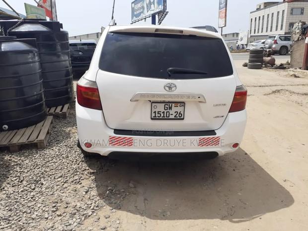 Toyota Highlander Limited 2010 White