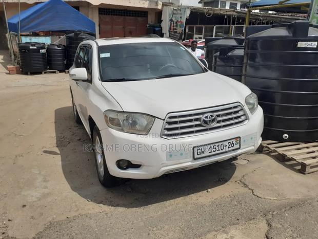 Toyota Highlander Limited 2010 White