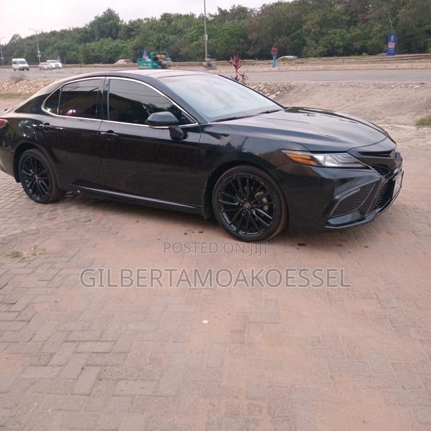 Toyota Camry 2023 Black
