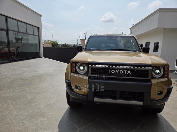 Toyota Land Cruiser 2024 Gold