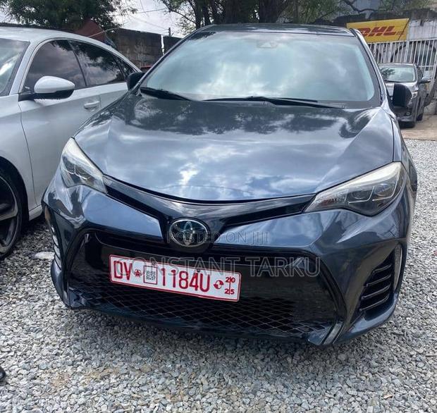 Toyota Corolla 2017 Gray