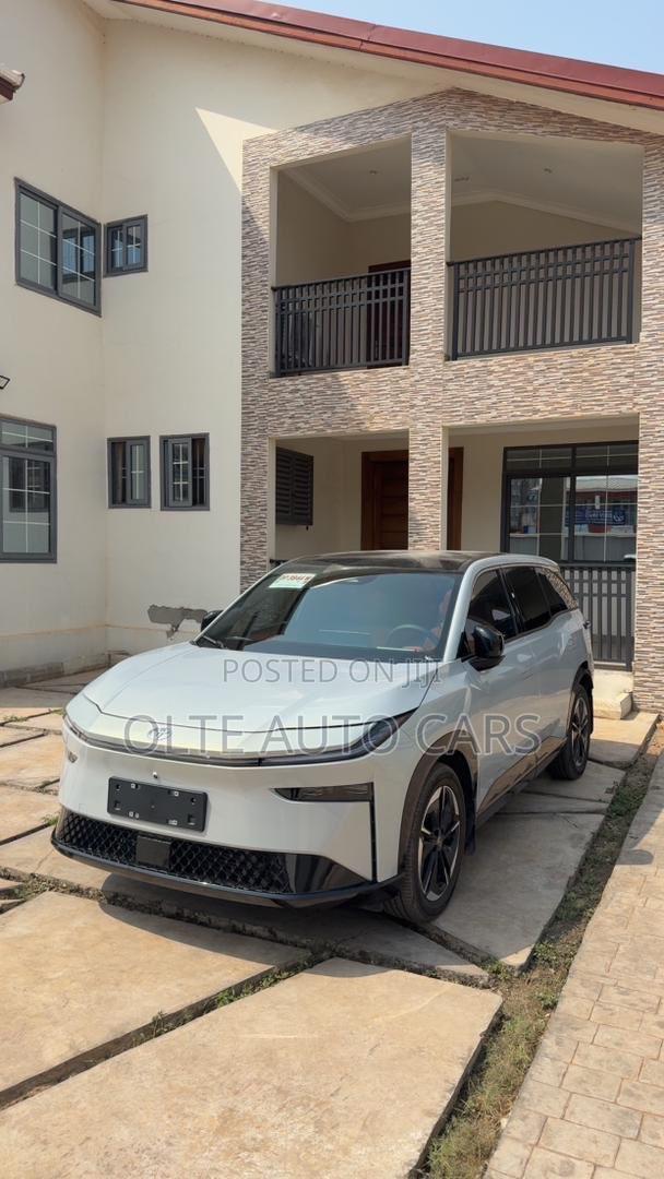 New Toyota bZ3 2025 Off white