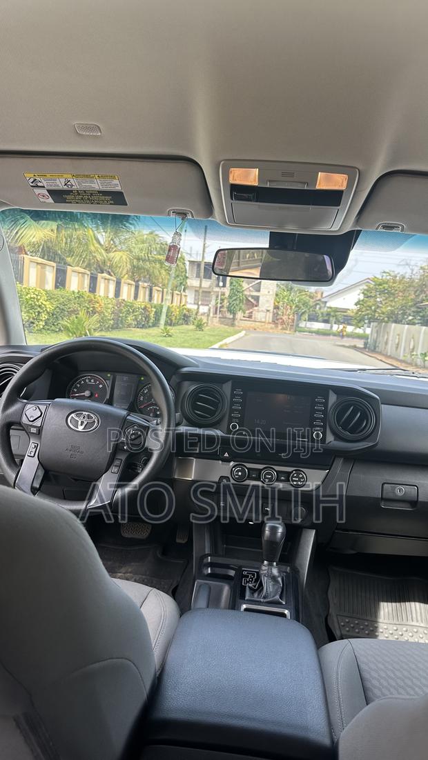 Toyota Tacoma 2020 White
