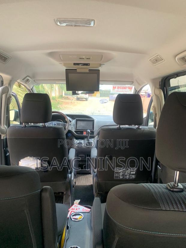 Toyota Voxy SV Premium 2014 Black