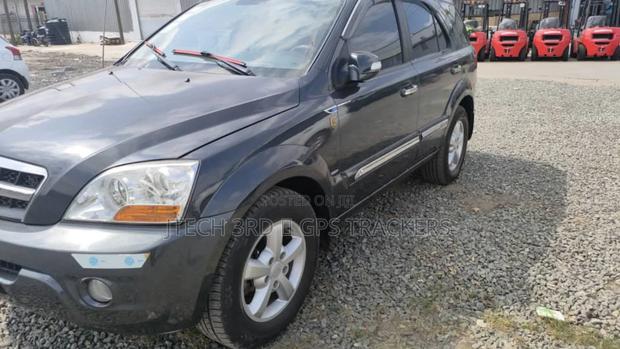 Kia Sorento 2.5 CRDi 4x4 Automatic 2010