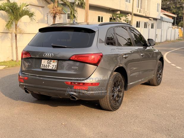 Audi Q5 2.0T Premium AWD quattro 2016 Gray