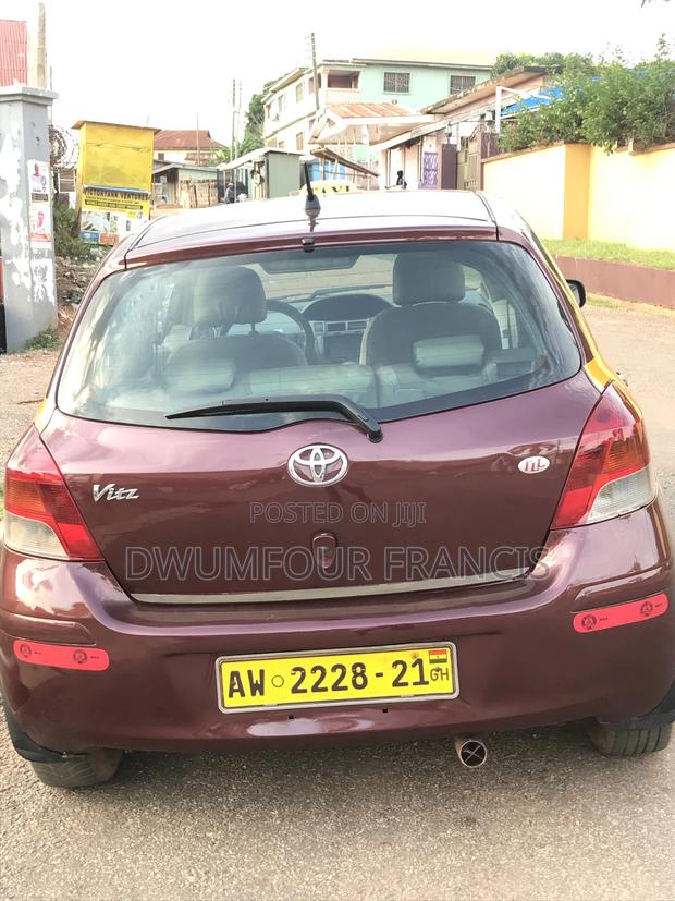 Toyota Vitz 1.3 FWD 5dr 2009 Burgundy