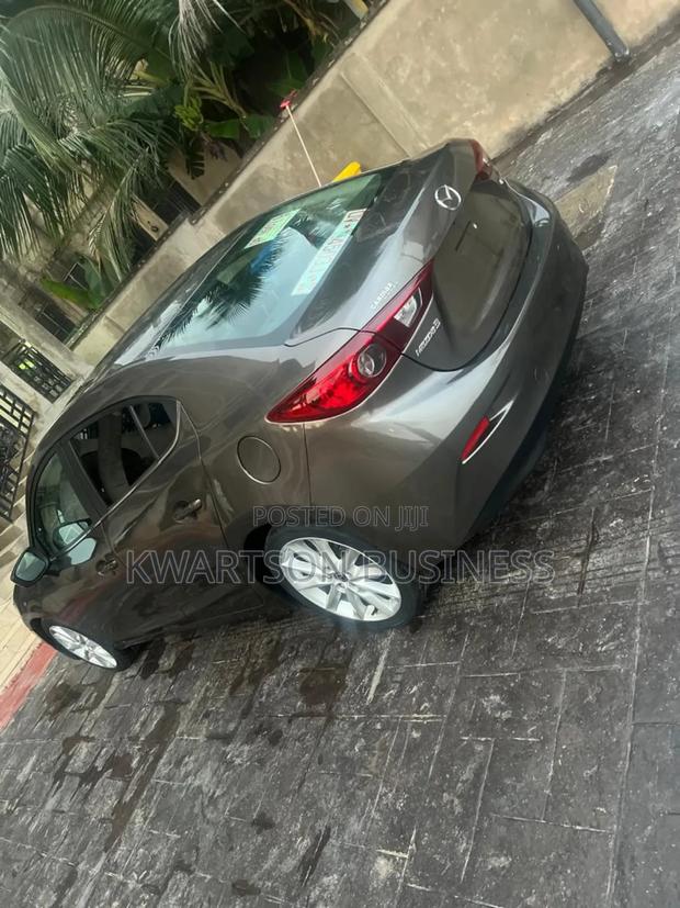 Mazda 3 2016 Gray