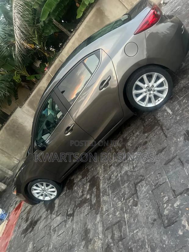 Mazda 3 2016 Gray