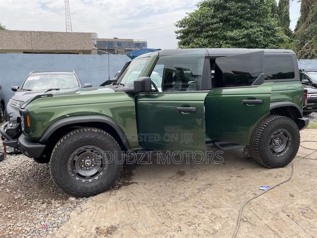 Ford Bronco 2.3 AWD 5 doors 2024 Green