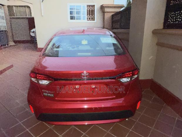 Toyota Corolla LE 2020 Red