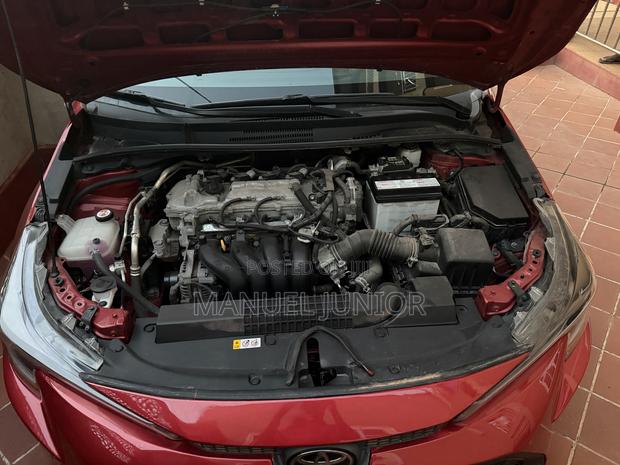 Toyota Corolla LE 2020 Red