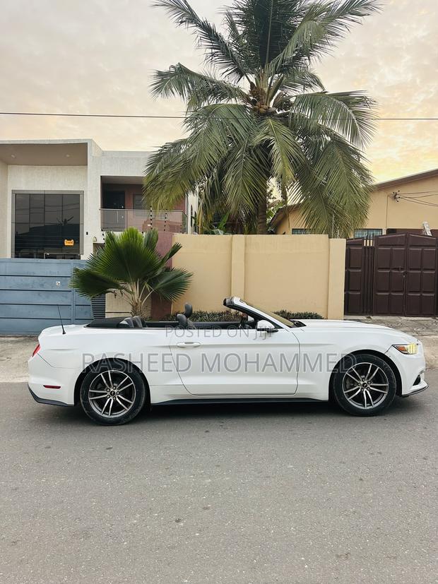 Ford Mustang EcoBoost Premium Convertible 2017 White